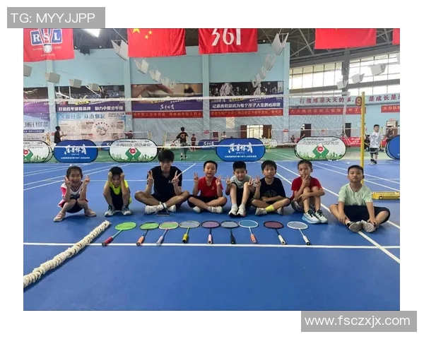 羽毛球的魅力与灵活性揭秘:走近杭州羽毛球队的训练与成长之路 羽毛球的魅力与灵活性揭秘:走近杭州羽毛球队的训练与成长之路